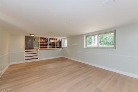 4143 Brendan Lane North Olmsted OH 44070