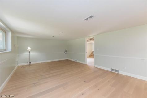 4143 Brendan Lane North Olmsted OH 44070