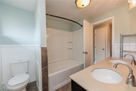 4143 Brendan Lane North Olmsted OH 44070