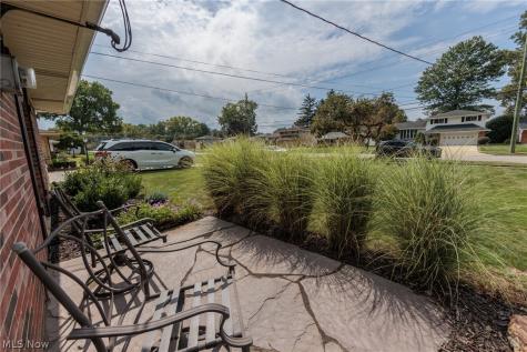 4143 Brendan Lane North Olmsted OH 44070