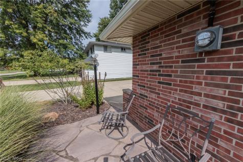 4143 Brendan Lane North Olmsted OH 44070