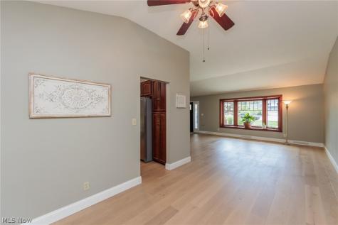 4143 Brendan Lane North Olmsted OH 44070