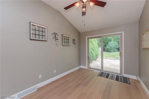 4143 Brendan Lane North Olmsted OH 44070