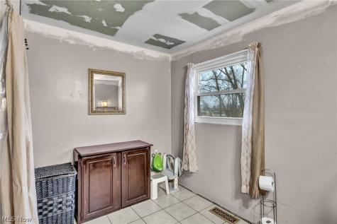 796 Allyn Street Akron OH 44311