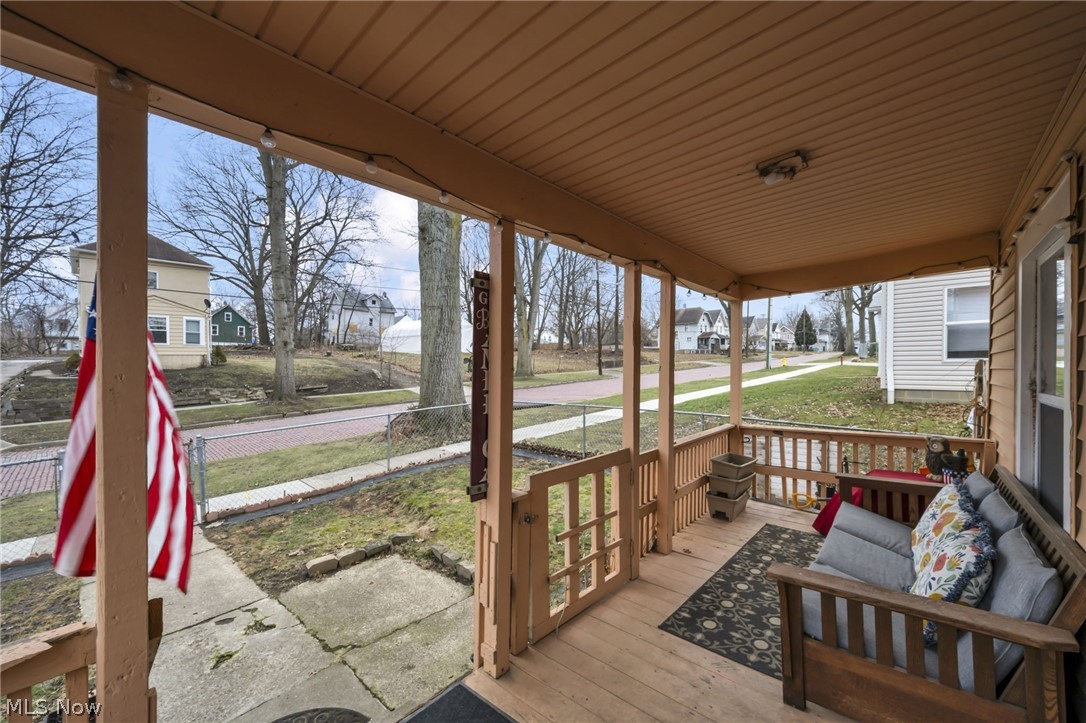 796 Allyn Street Akron OH 44311