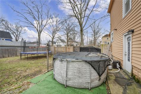 796 Allyn Street Akron OH 44311