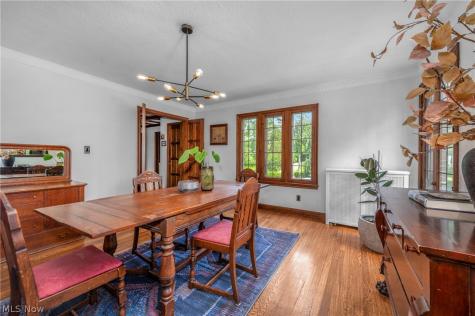 3002 Manchester Road Shaker Heights OH 44122