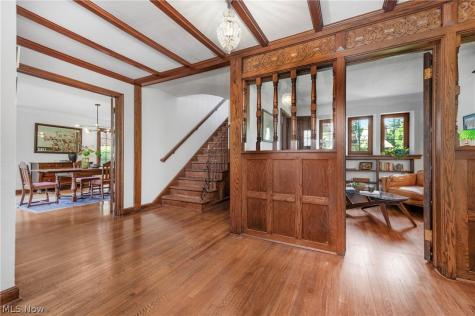 3002 Manchester Road Shaker Heights OH 44122
