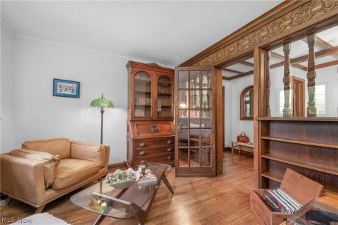 3002 Manchester Road Shaker Heights OH 44122