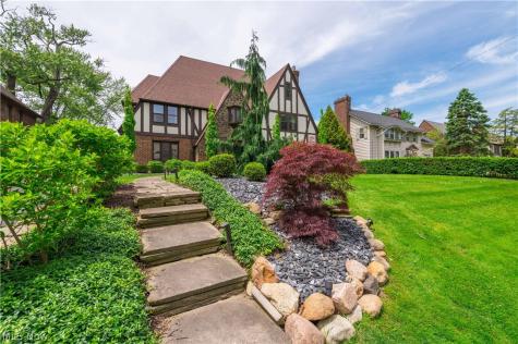 3002 Manchester Road Shaker Heights OH 44122