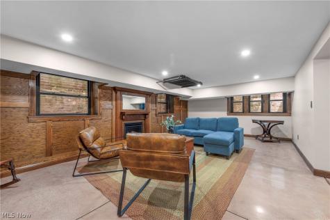 3002 Manchester Road Shaker Heights OH 44122