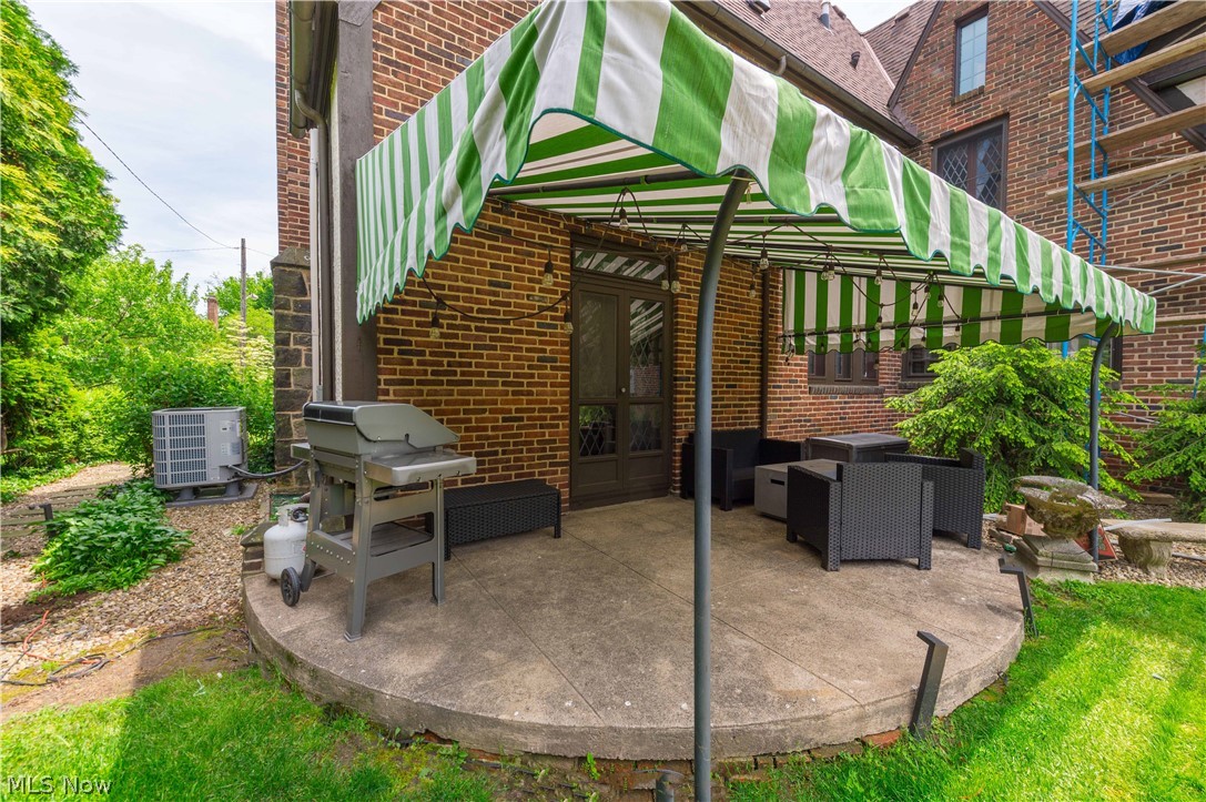 3002 Manchester Road Shaker Heights OH 44122