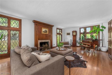 3002 Manchester Road Shaker Heights OH 44122