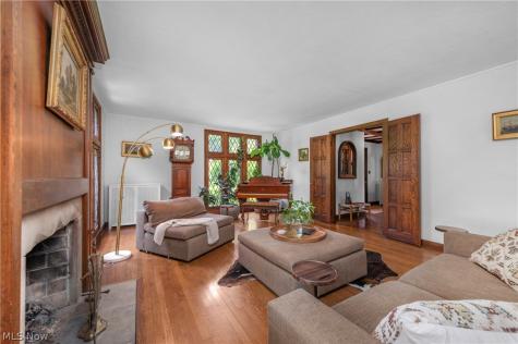 3002 Manchester Road Shaker Heights OH 44122