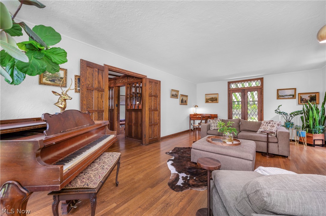 3002 Manchester Road Shaker Heights OH 44122