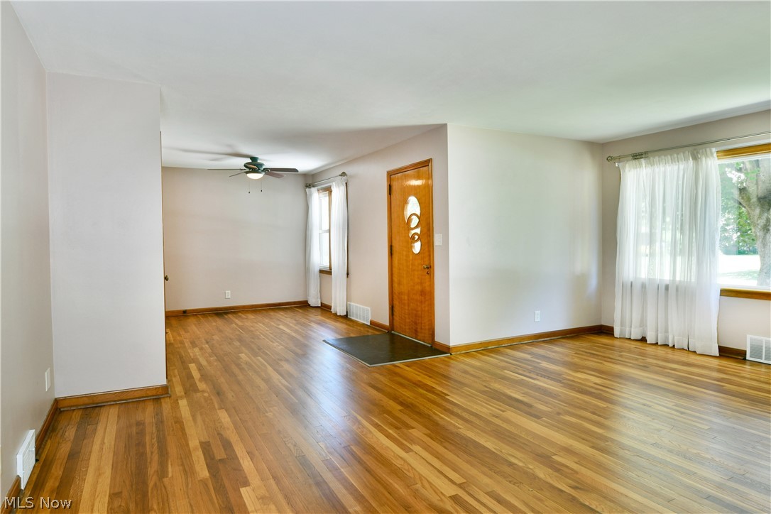 253 Maple Street Newton Falls OH 44444