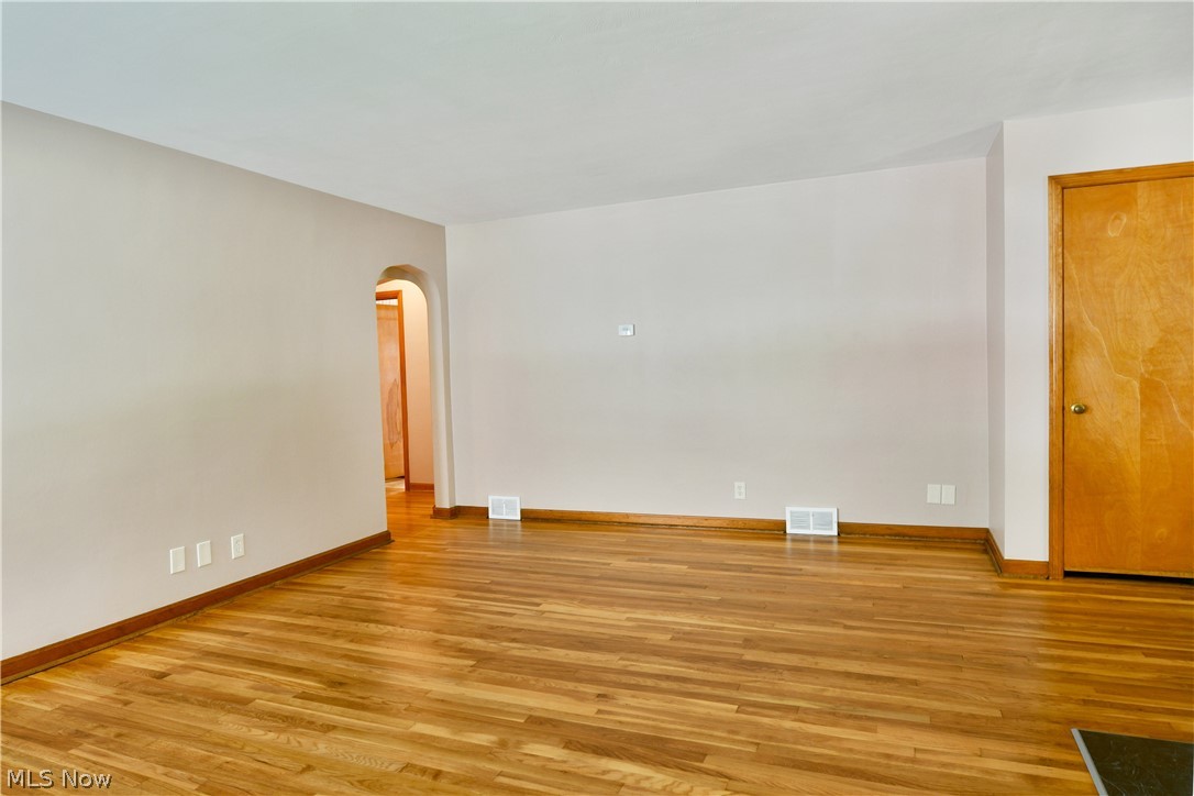 253 Maple Street Newton Falls OH 44444