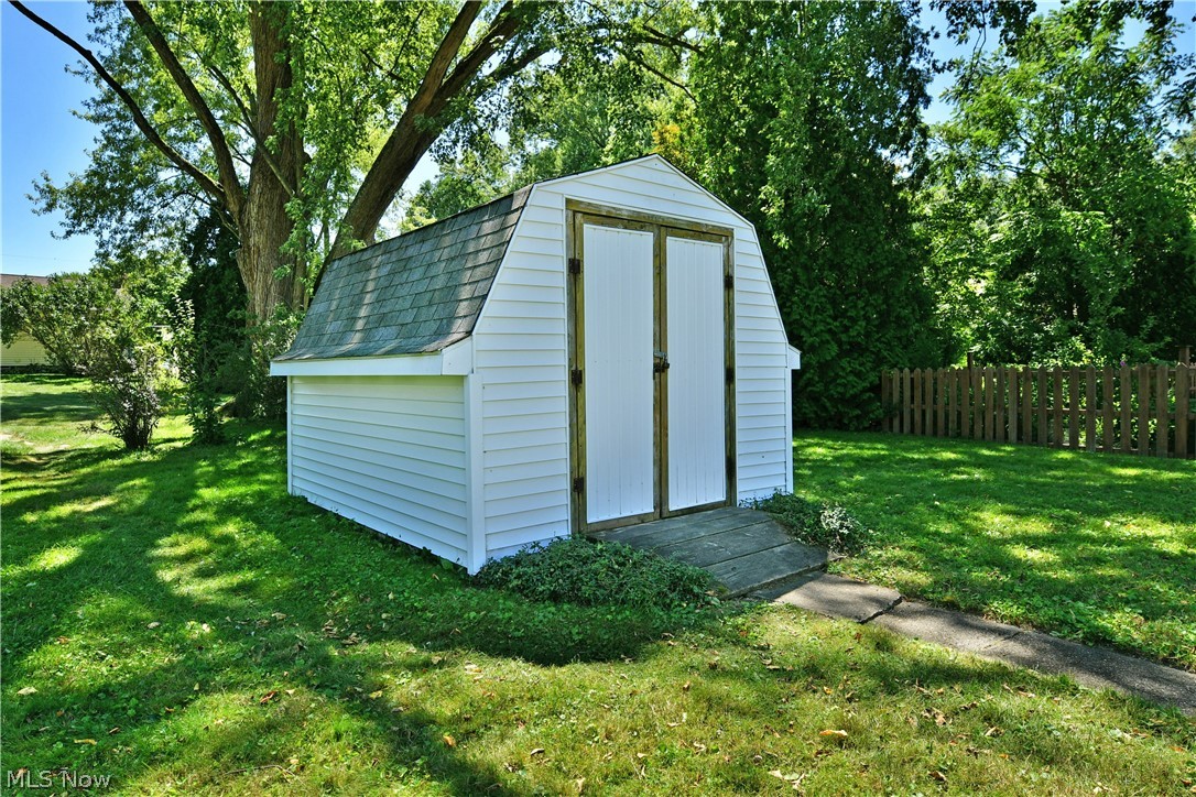 253 Maple Street Newton Falls OH 44444