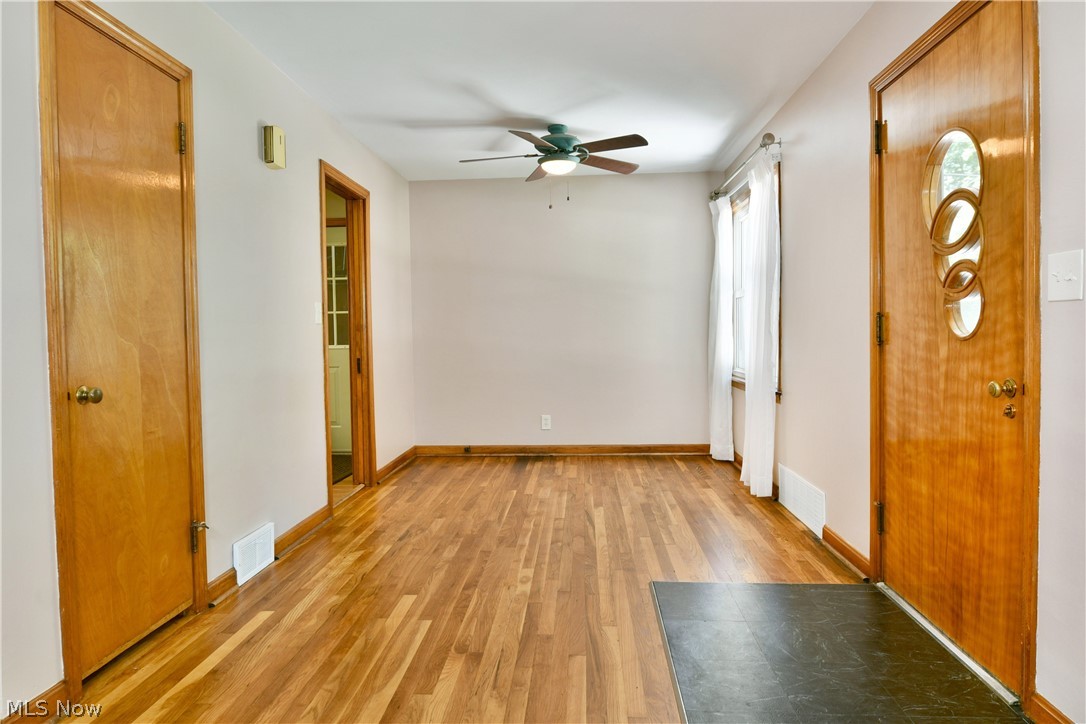 253 Maple Street Newton Falls OH 44444