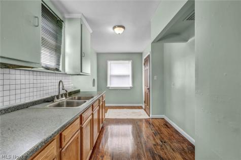 3308 W 125th Street Cleveland OH 44111