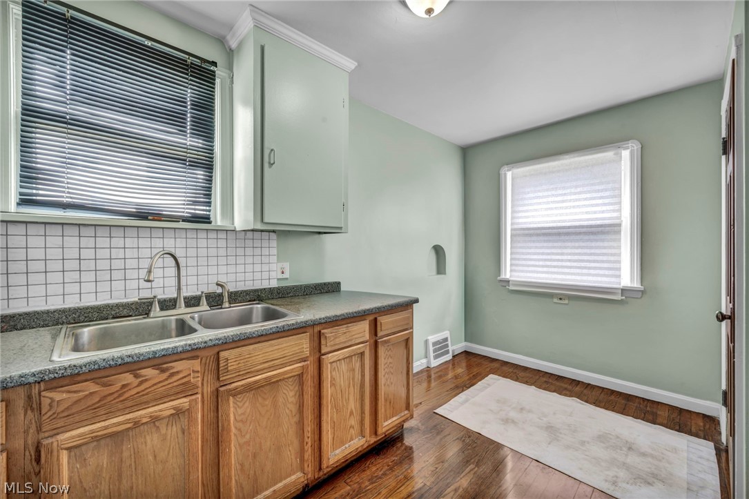 3308 W 125th Street Cleveland OH 44111