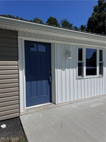 105 Sunnyhill Marietta OH 45750
