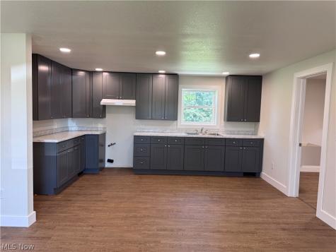105 Sunnyhill Marietta OH 45750