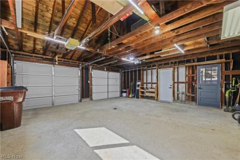 3411 Sweitzer Street NW Uniontown OH 44685