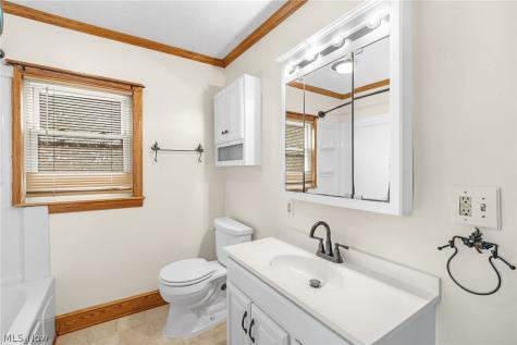 1007 E Gorgas Street Louisville OH 44641