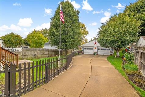 1007 E Gorgas Street Louisville OH 44641