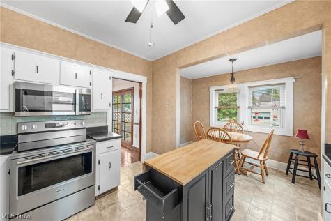 1007 E Gorgas Street Louisville OH 44641