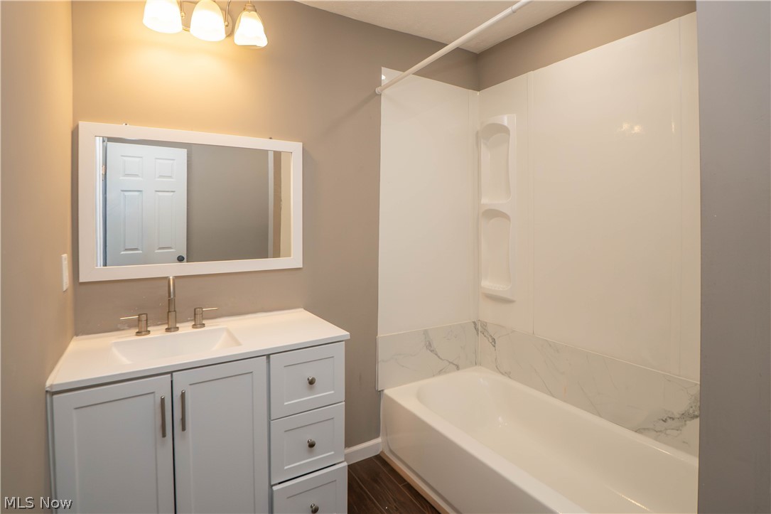 318 Elmport Avenue NE Canton OH 44704