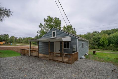 318 Elmport Avenue NE Canton OH 44704