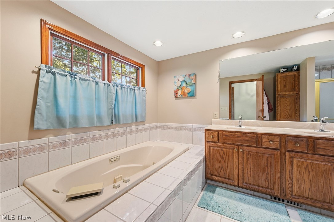 3965 Laurel Glenn Drive Broadview Heights OH 44147