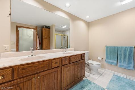 3965 Laurel Glenn Drive Broadview Heights OH 44147