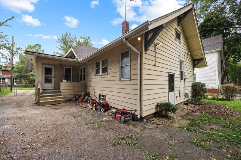 1745 Wayside Road Cleveland OH 44112