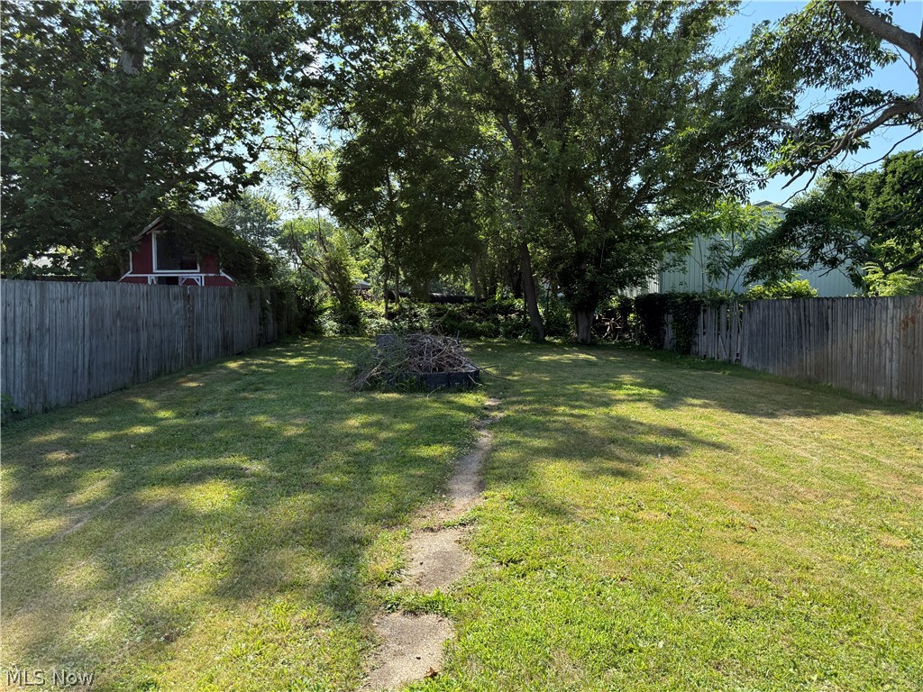 5384 Rolling Avenue Lorain OH 44055