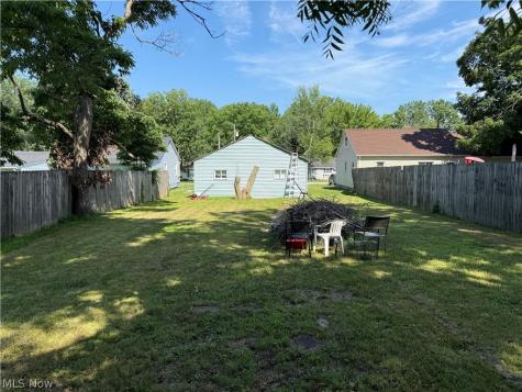 5384 Rolling Avenue Lorain OH 44055