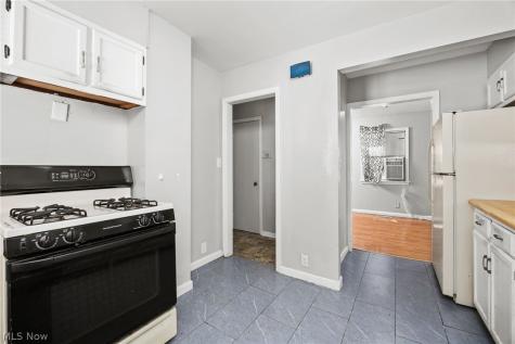 4190 Victory Boulevard Cleveland OH 44135