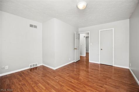 4190 Victory Boulevard Cleveland OH 44135