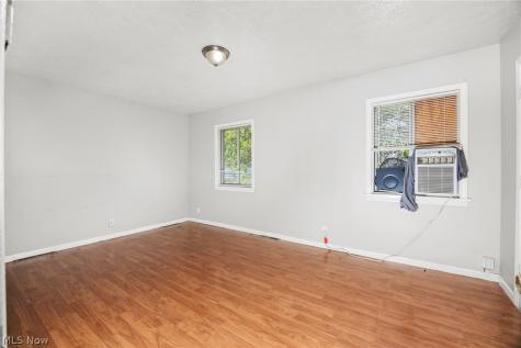 4190 Victory Boulevard Cleveland OH 44135
