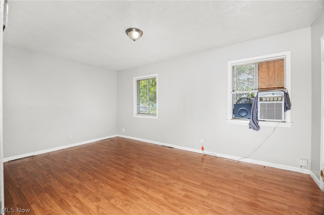 4190 Victory Boulevard Cleveland OH 44135