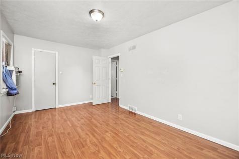 4190 Victory Boulevard Cleveland OH 44135