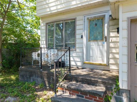 4190 Victory Boulevard Cleveland OH 44135