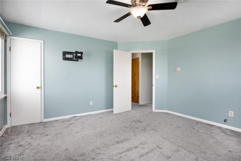 5220 Center Road Brunswick Hills OH 44212