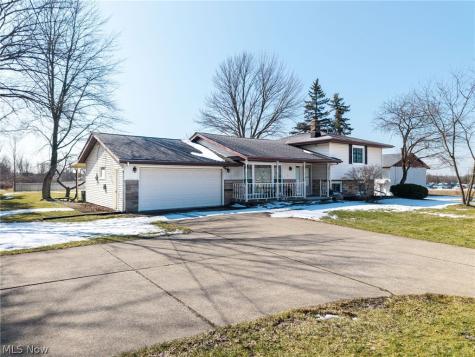 5220 Center Road Brunswick Hills OH 44212