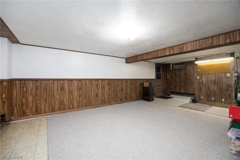 5220 Center Road Brunswick Hills OH 44212