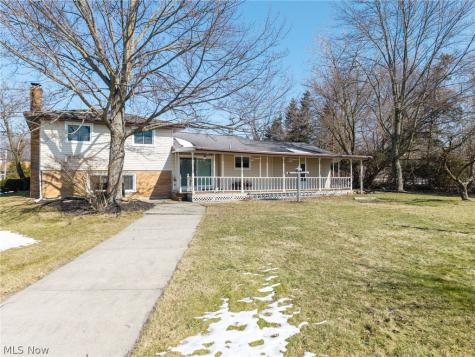 5220 Center Road Brunswick Hills OH 44212