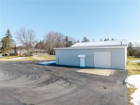 5220 Center Road Brunswick Hills OH 44212
