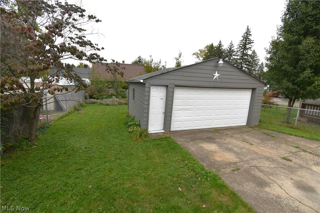 1576 Wakefield Avenue Poland OH 44514
